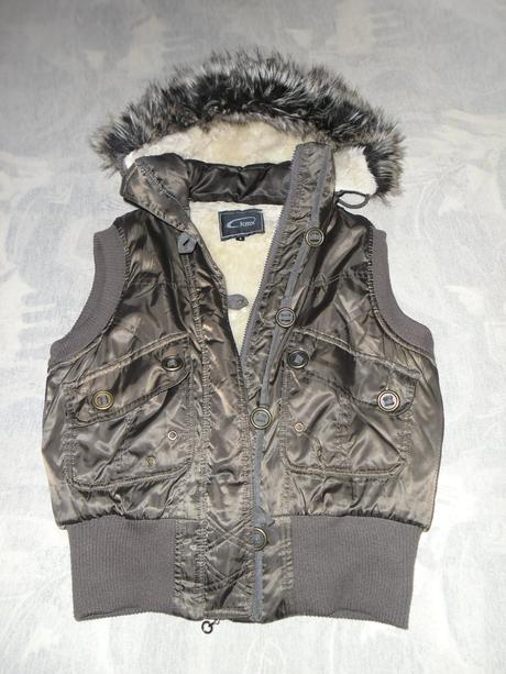 Zateplená vesta, 158