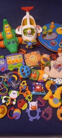 Balík hraciek pre batoľa,