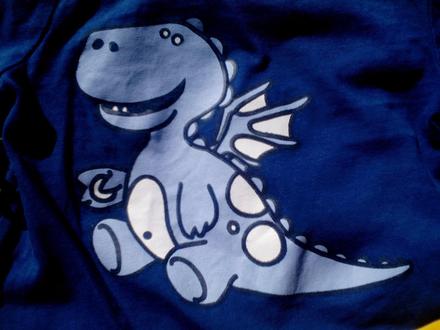 Dinosaurus tričenko, baby club,74