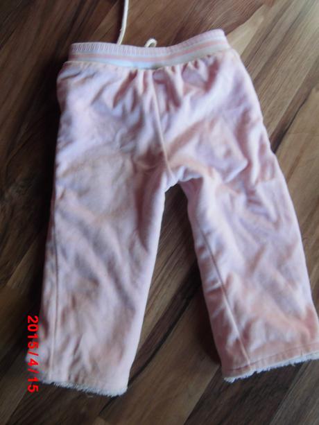 Oteplene teplaky, 92