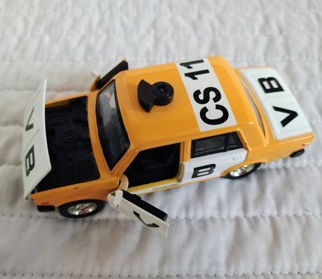 Kovový model vb lada 2106 so zvukom a svetlom, 