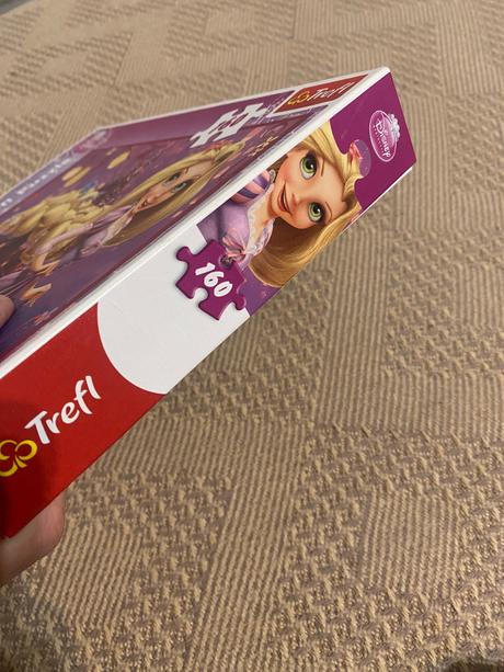 Puzzle mania 160 dielikov trefl na vlásku locika,