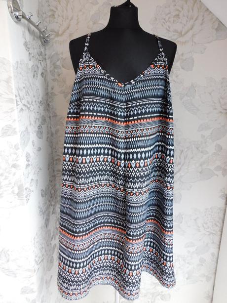 Pekne letne šaty, yessica,44