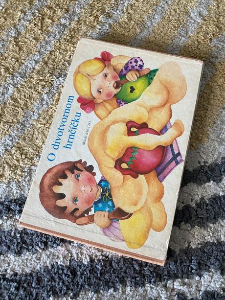 O divotvornom hrnčíčku krásne staré leporelo(1981), 