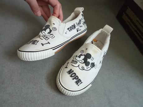 Papucky mickey mouse, zara,30