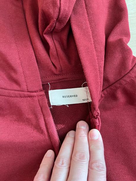 Predám mikinky, reserved,152