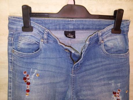Jeansy, 40
