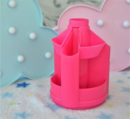 Otočný stojan na perá, 