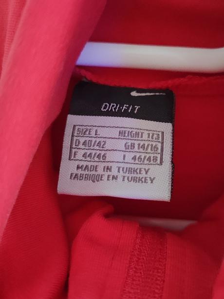 Športové šaty nike, nike,l