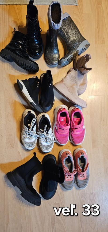 Topánky, 33
