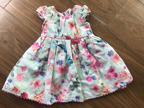 Dievcenske satocky, monsoon,68