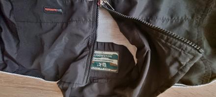 Šušťáková bunda, 128