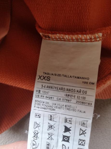 Mikina zn. benetton, benetton,104