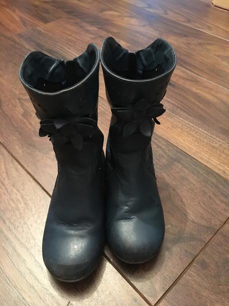 Jesenne cizmicky, ren but,26