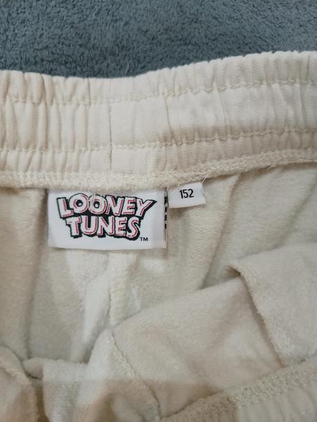 Tepláky, disney,152