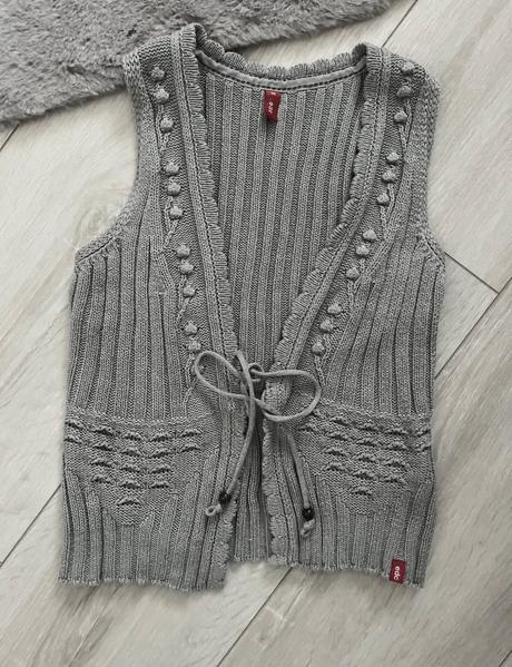 Krásna vestička, esprit,s