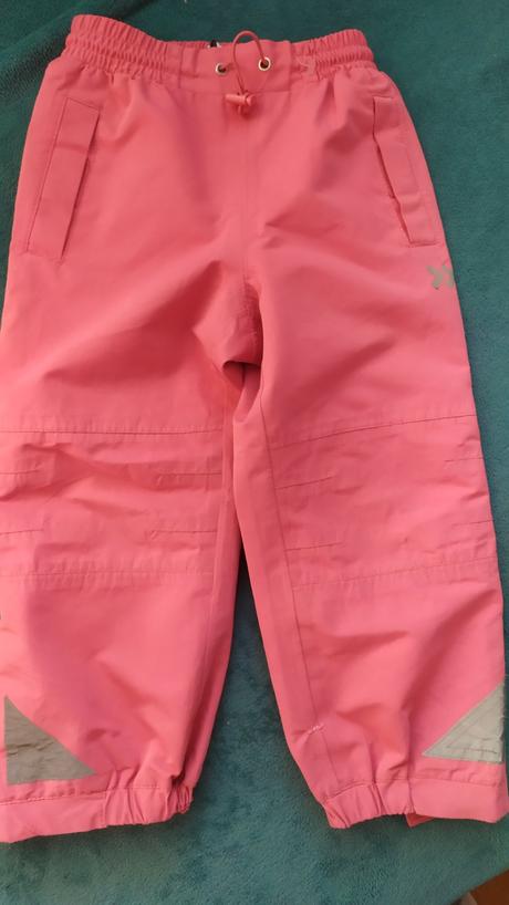 Dievcenske nohavice do dazda a blata, 98