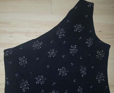 Čierne šaty v. m/l, m