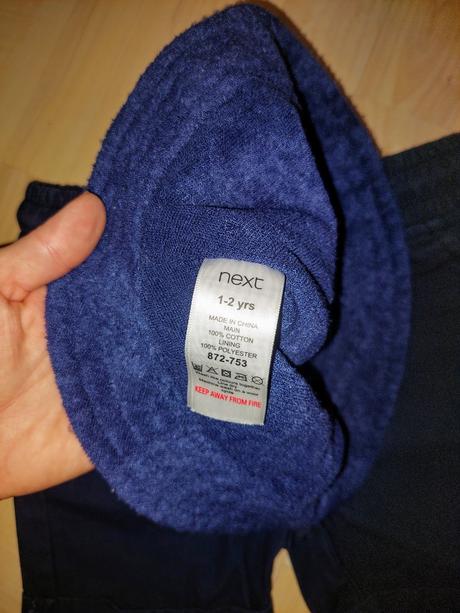 Šortky a klobúk 86, f&f,86