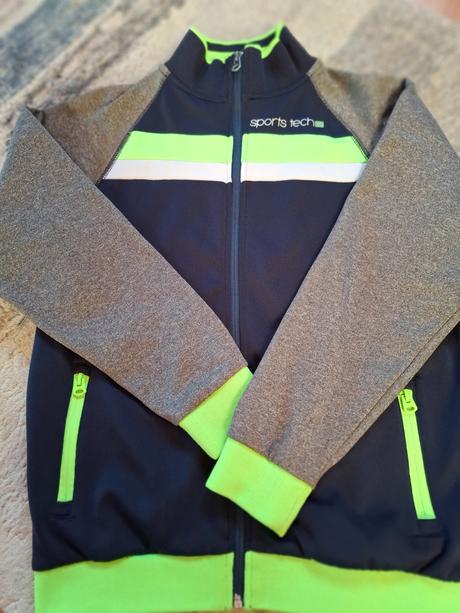 Mikina zateplená v.152, 152