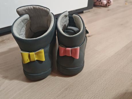 Sivé protetika nove nenosene 36, 36