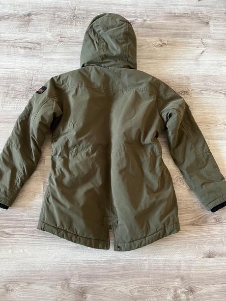 Zimný kabát, chapter young,158