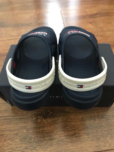 Th sandále v.28, tommy hilfiger,28