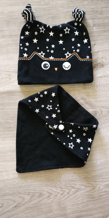 Čiapka so šatkou, 62