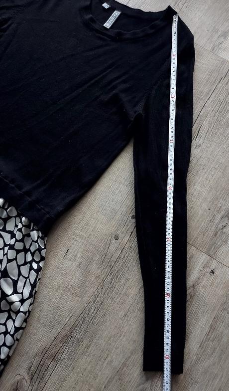 Pulóver s volánom, 36