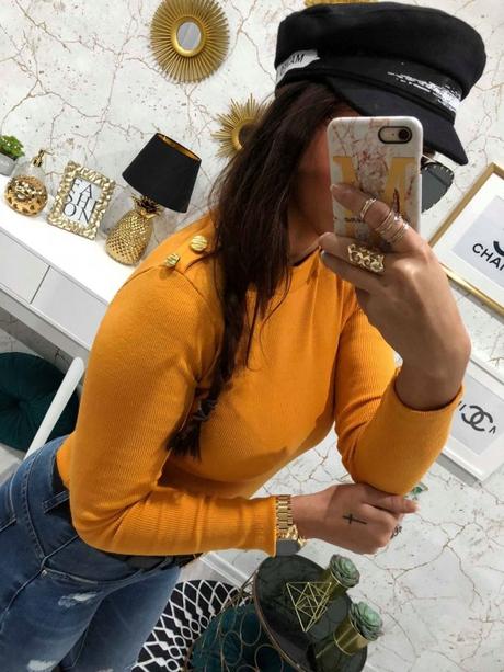 Tričko v trendy farbe, s