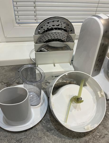 Bosch mum 4880/08 kuchynský robot 600w, bosch