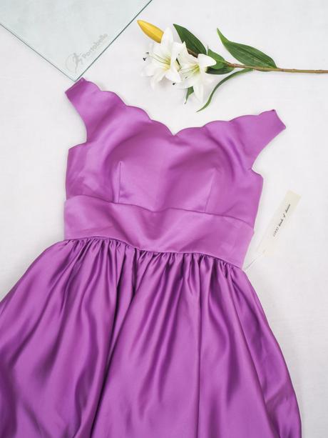 Kvalitné spoločenské šaty, s