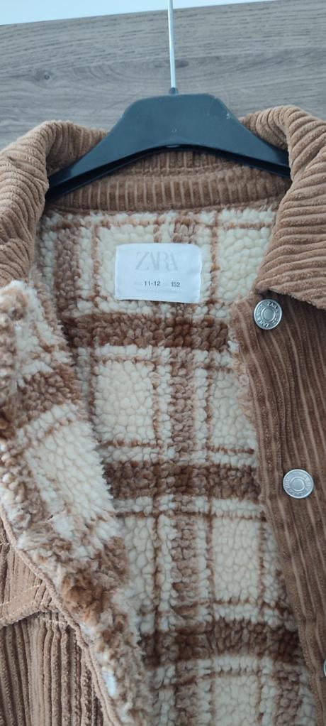 Menčestrova bunda, zara,152