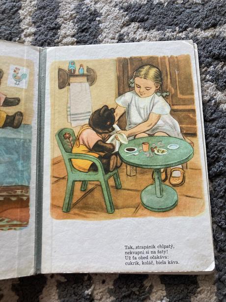 Kultové staré leporelo môj macík (1988), 
