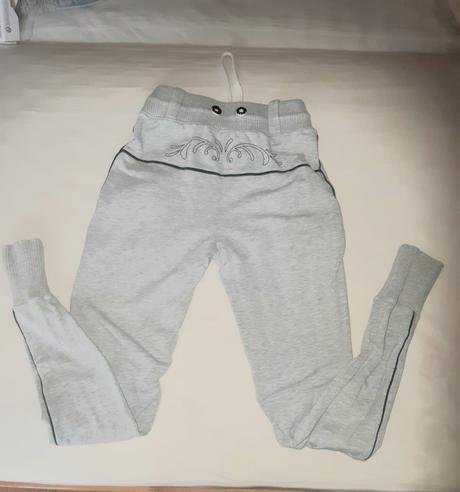 Tirol-nohavice pekné 9,00-5,90e, s