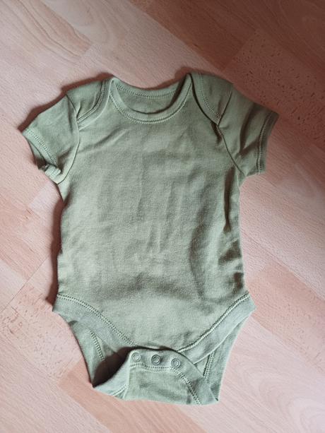 Nové chlapčenské veci veľk. 62-80 cena v popise, 68–80