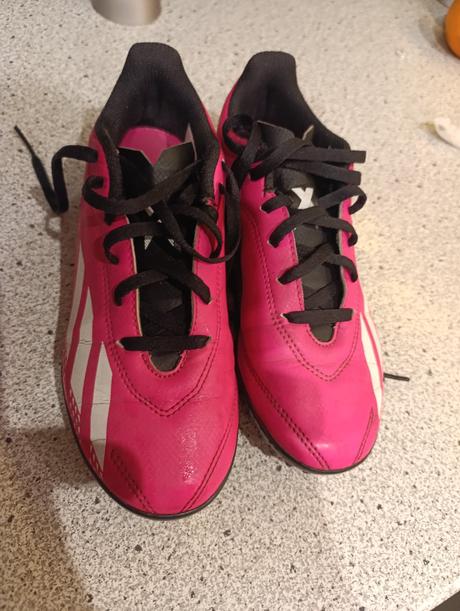 Turfy, adidas,35