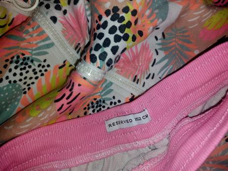 Uzasny farebny letny kompletik mikinky a krataskov, reserved,158