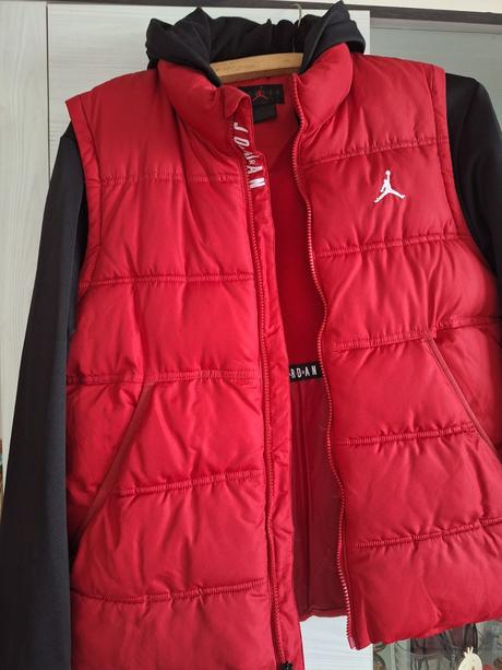 Predám zimnú bundu, air jordan,164