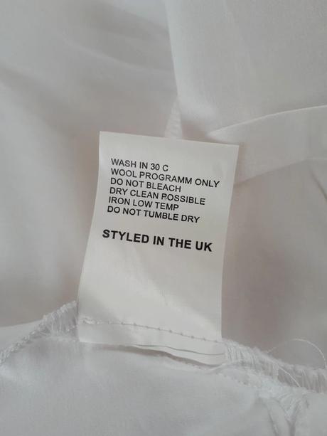 Biela blúzka s viazaním, 40