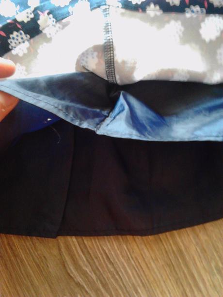 Dievčenské značkové šatičky, 80