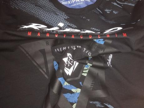 Tričko s 3d nápisom, m