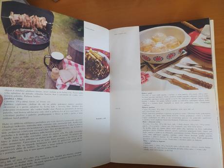 Víkend na chate, v chalupe, pod stanom, 