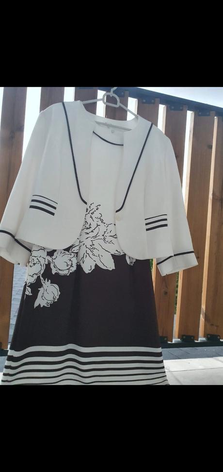 Slávnostné šaty s kabátikom, 44