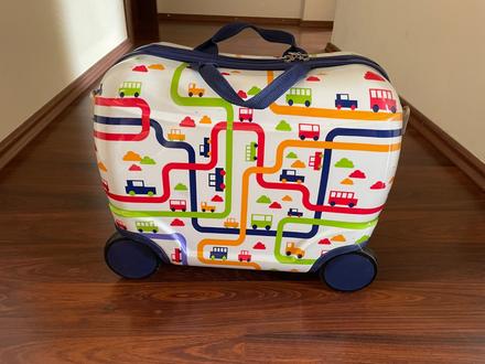 Detský kufor odrážací,