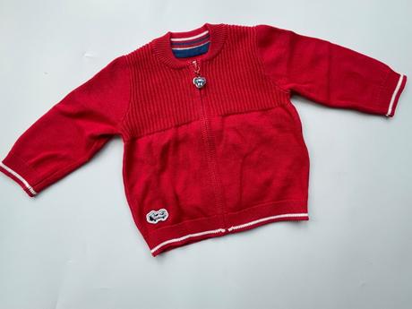 Krásny svetrík s havkom, sergent major,68