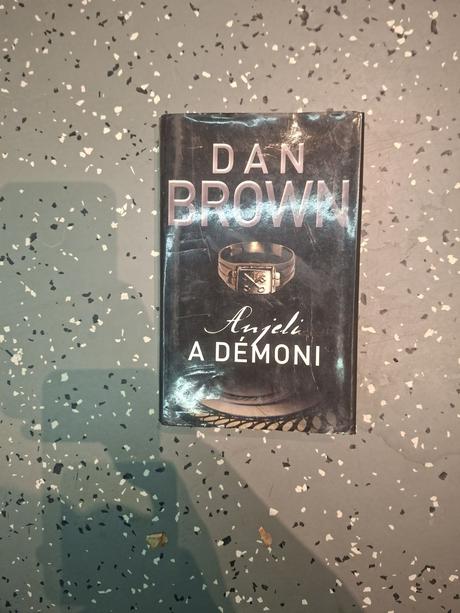 Kniha dan brown, 