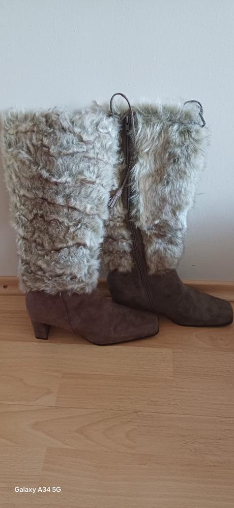 Nenosené čižmy, 38