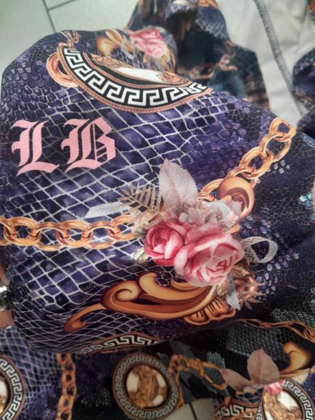 Lola bianka overal, s