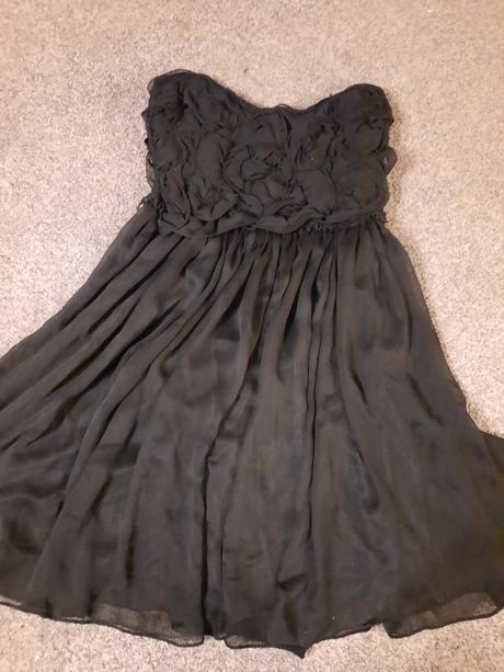 Šaty romantické, s